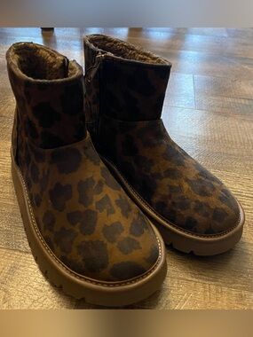 Universal Thread Leopard-Print Faux Suede Ankle Boots - Brown/Black